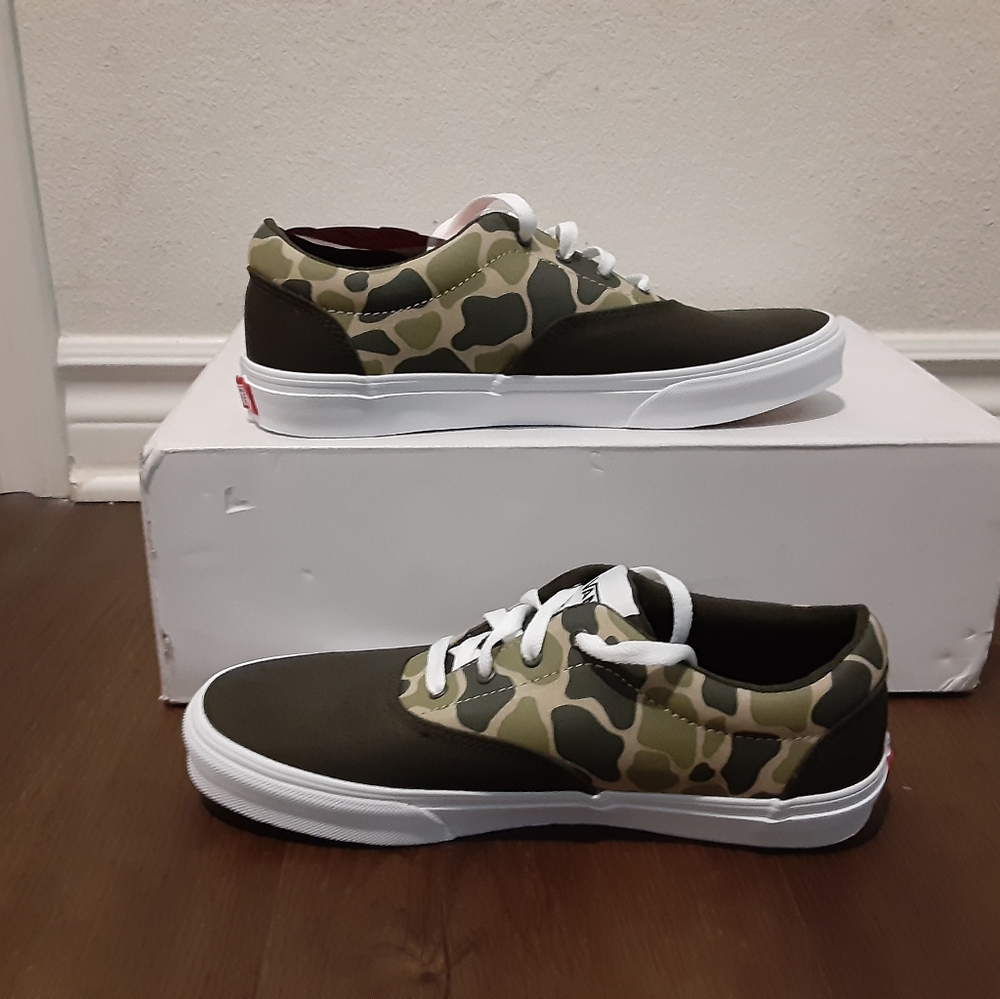 Vans - Picture 3 of 4